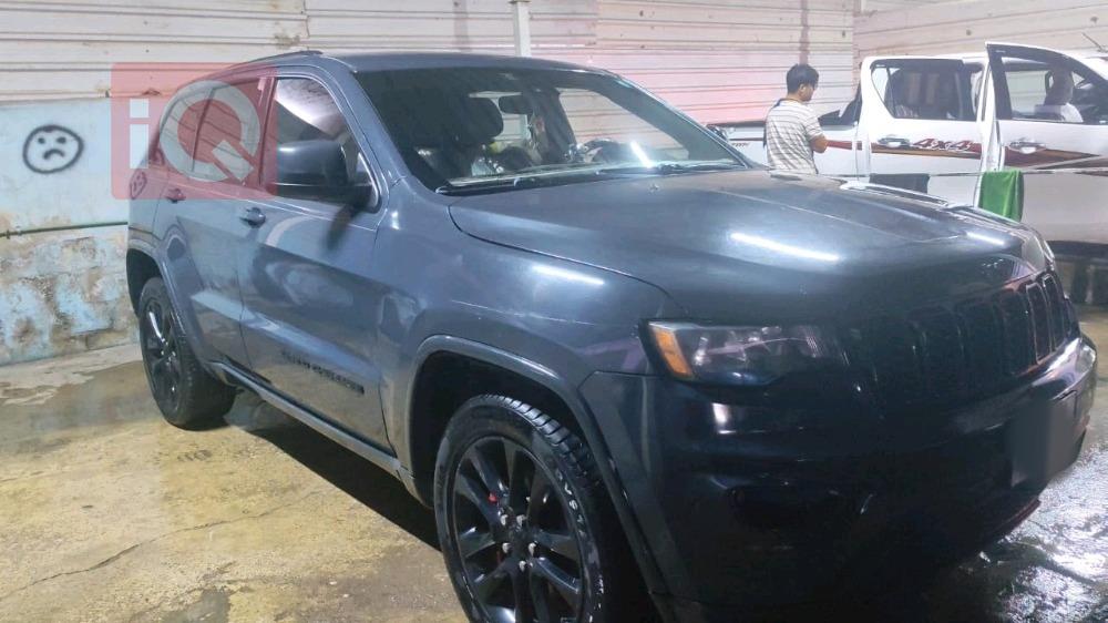 جيب جراند شيروكي